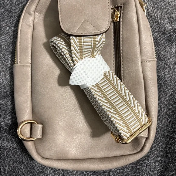 Cream Crossbody Bag - Picture 2 of 2